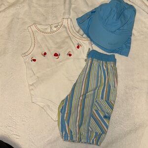 CHILDREN’S PLACE BEACH PANTS & HAT & BODYSUIT SET EUC 6-9 MONTHS
